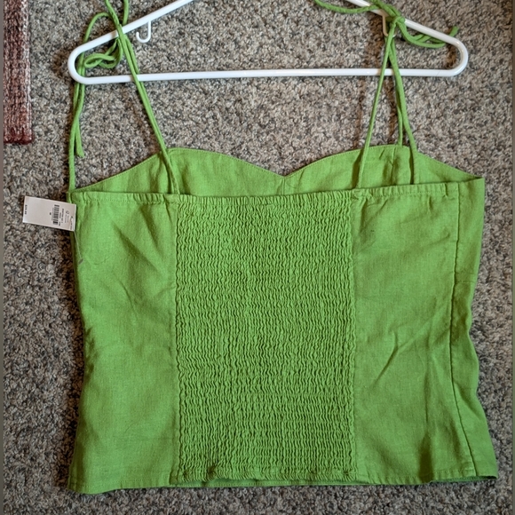 Old navy linen blend tie sleeve crop tank - Picture 2 of 3